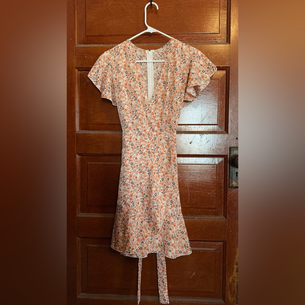 Perfect spring dress.